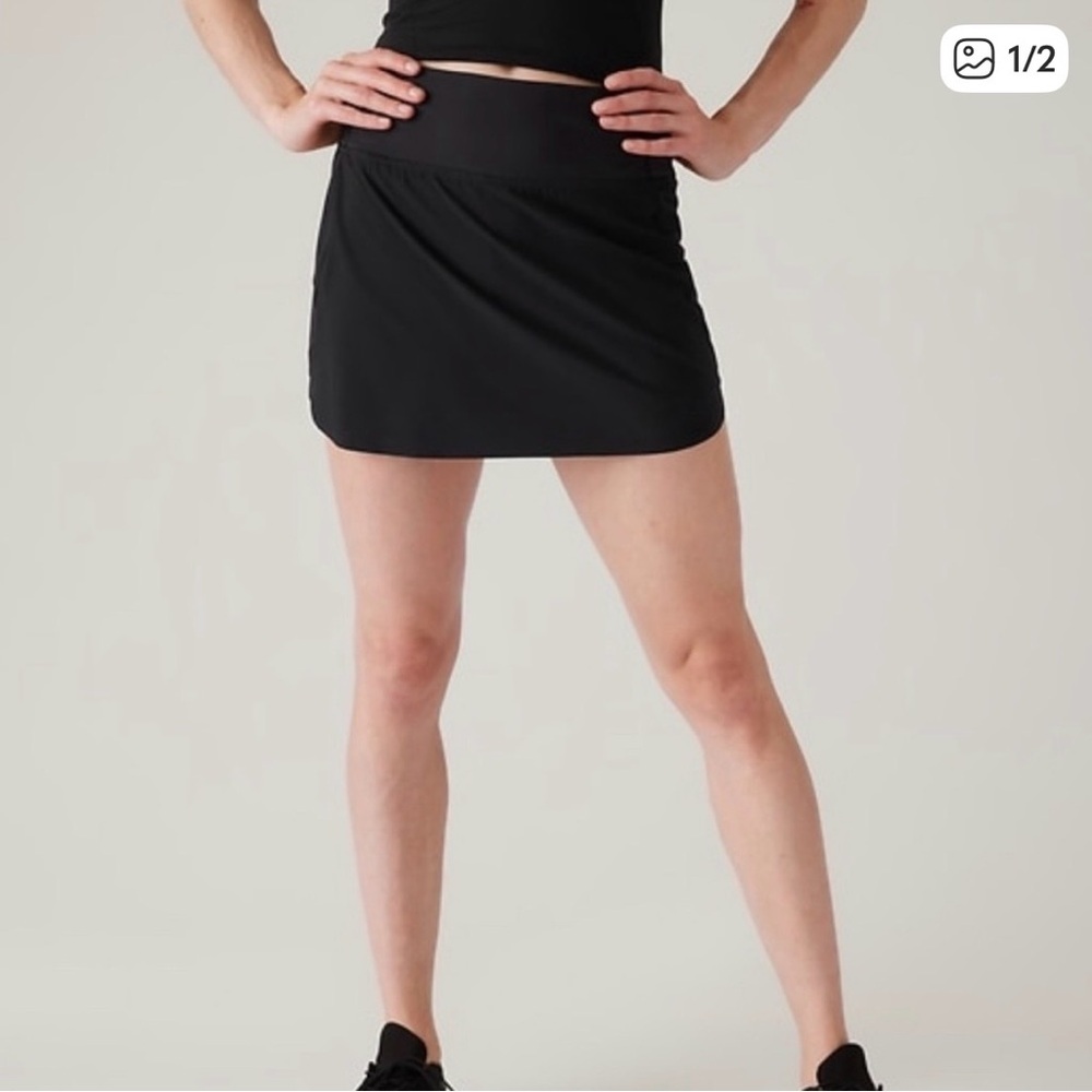 Athleta run with it skort